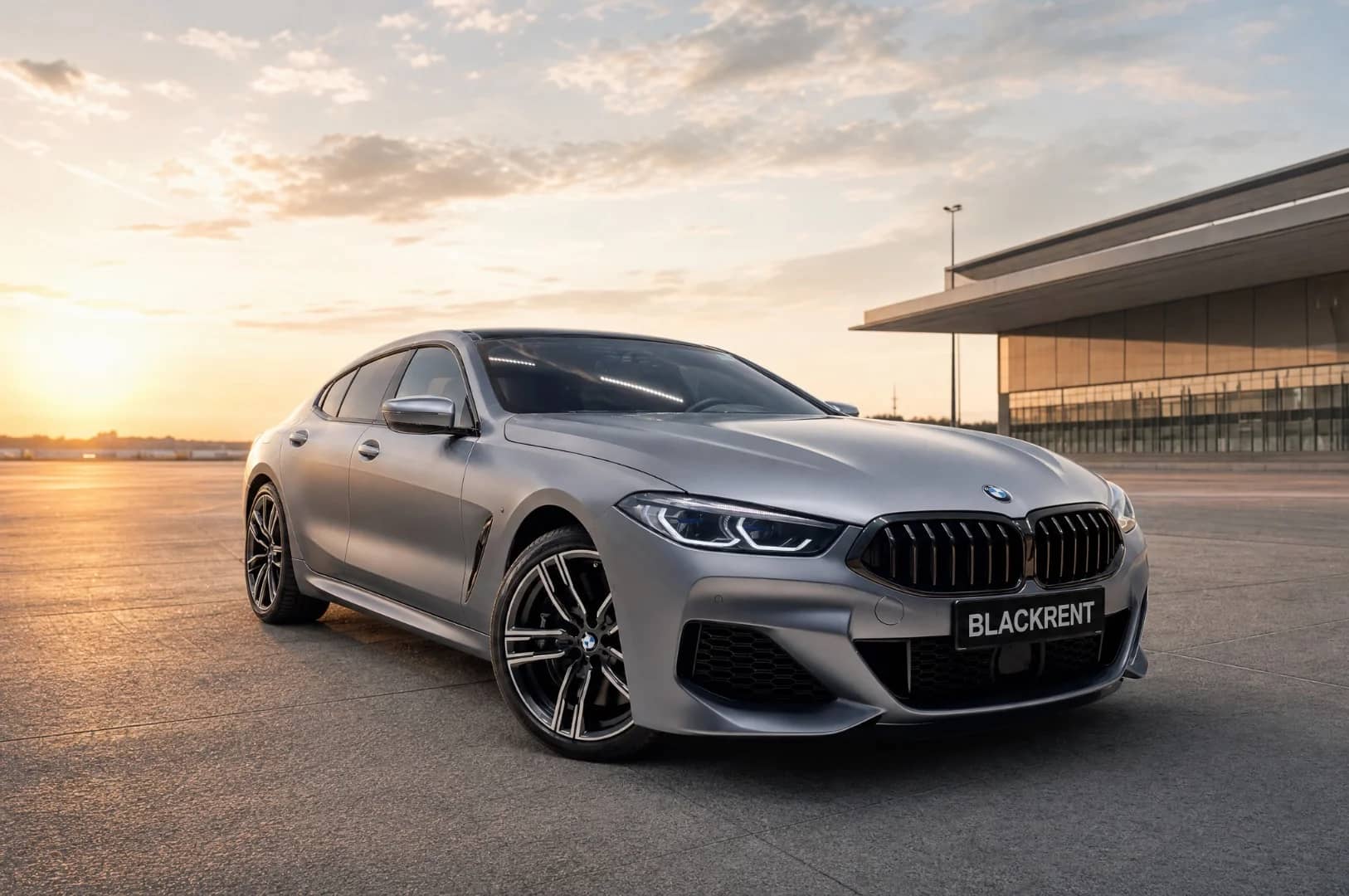 BMW 840i 2020 - Kliknutím zobrazíte detail vozidla BMW 840i 2020 petrol - Náhľad prémiového vozidla v BlackRent autopožičovni na Slovensku za 72,00€/deň